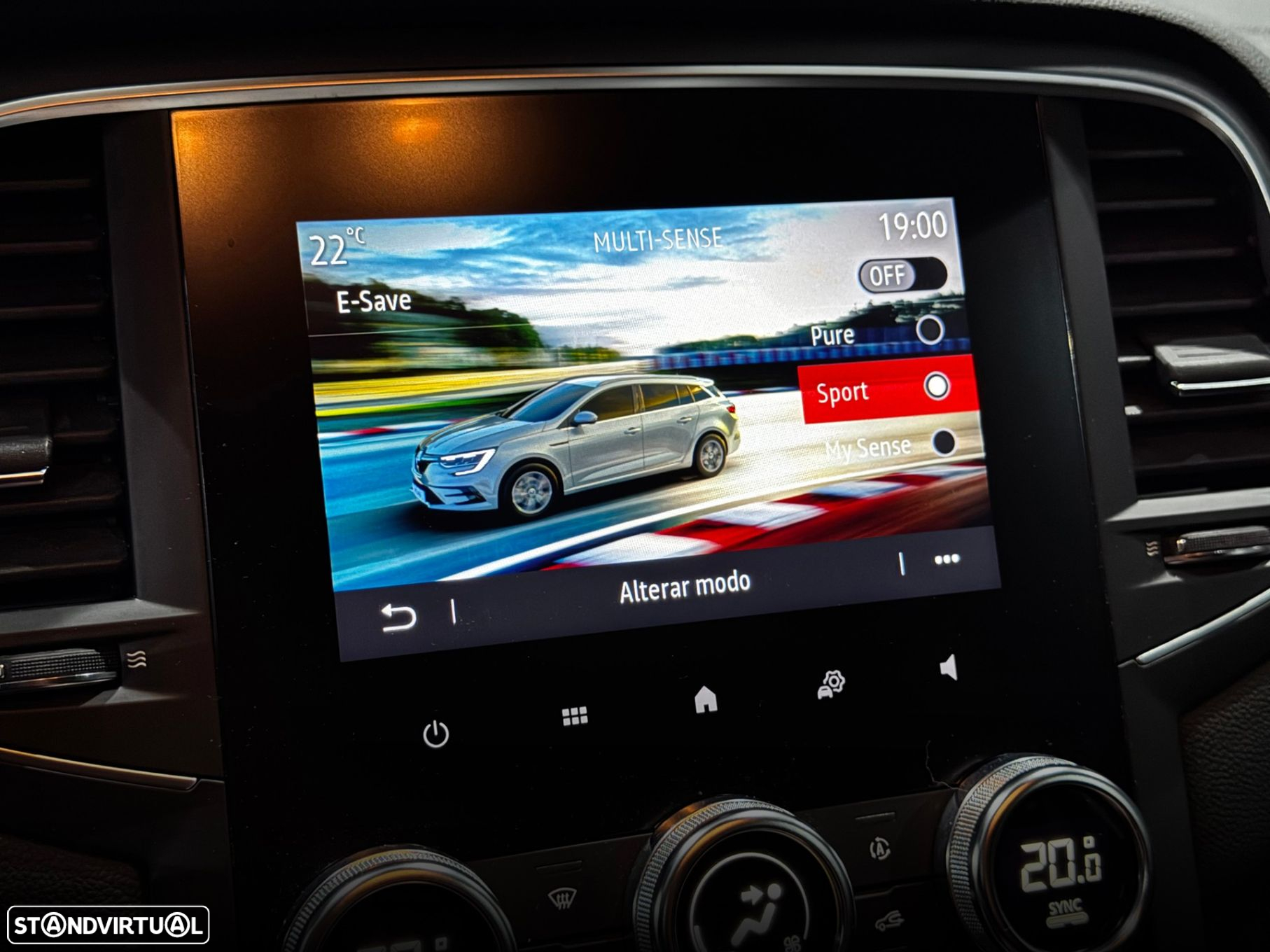 Renault Mégane Sport Tourer 1.6 E-Tech Plug-In Zen - 22