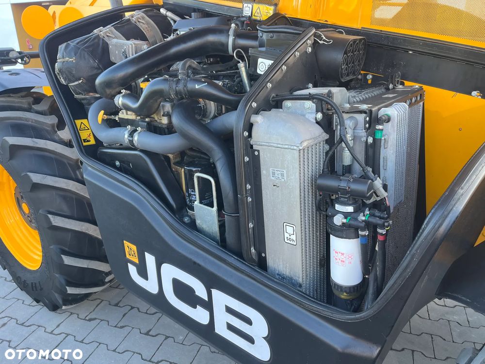 JCB 532-70 Agri Super - 11