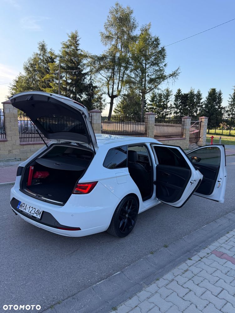 Seat Leon 2.0 TDI DPF Start&Stop DSG FR - 22