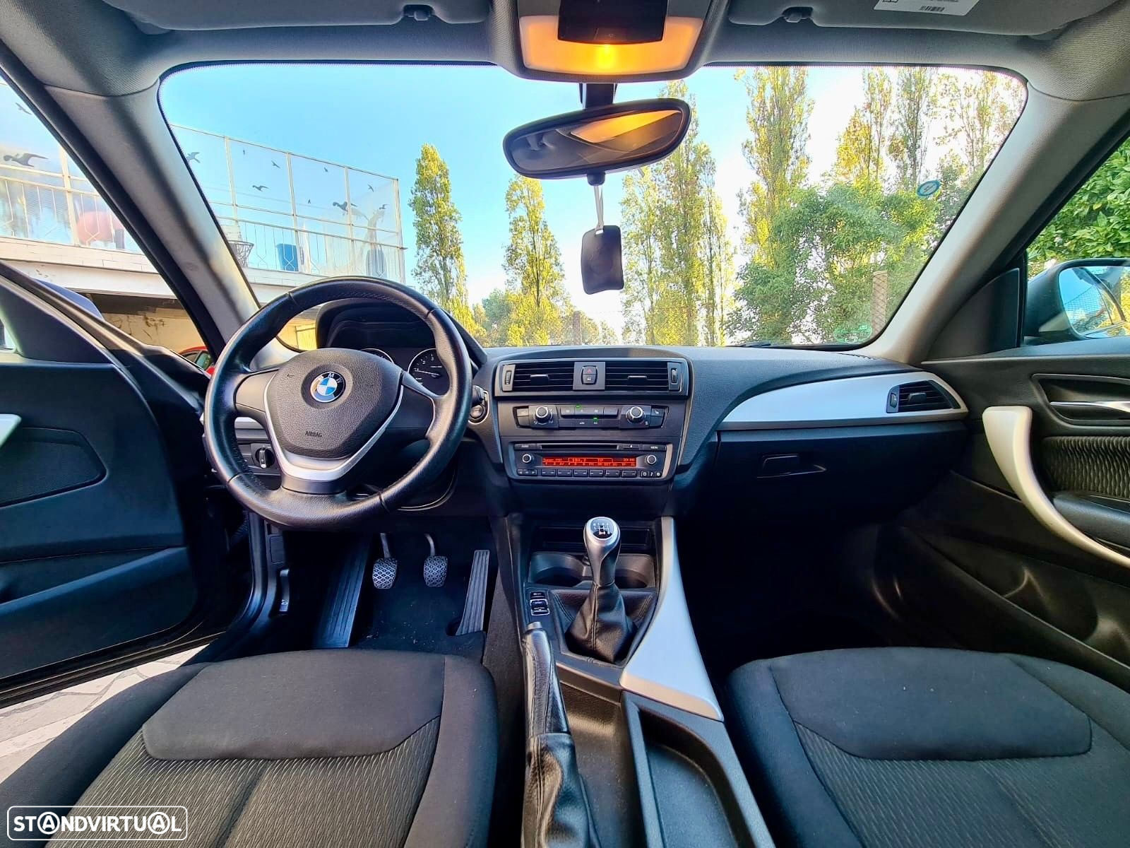 BMW 114 i - 13