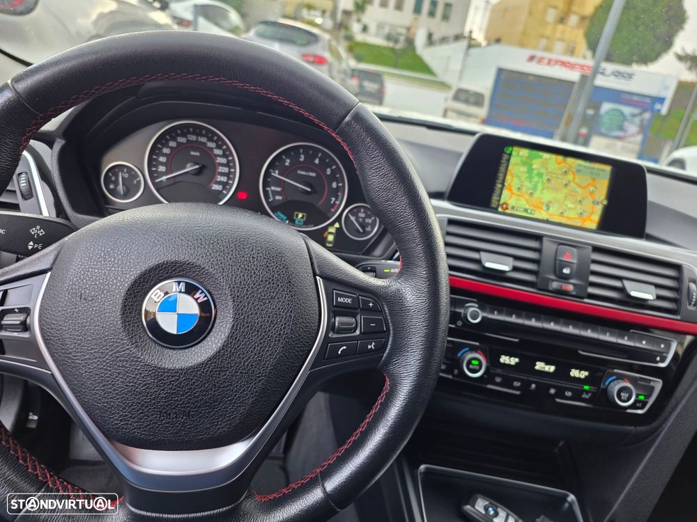 BMW 330 e iPerformance Line Sport - 2