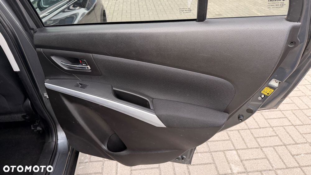 Suzuki S-Cross - 22