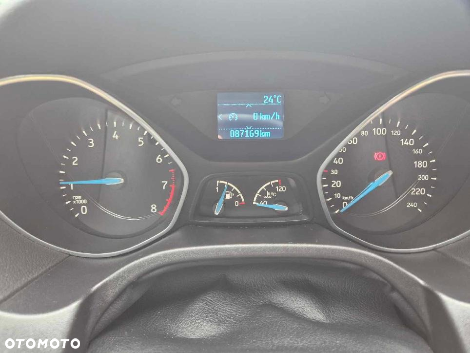 Ford Focus 1.6 Trend - 8