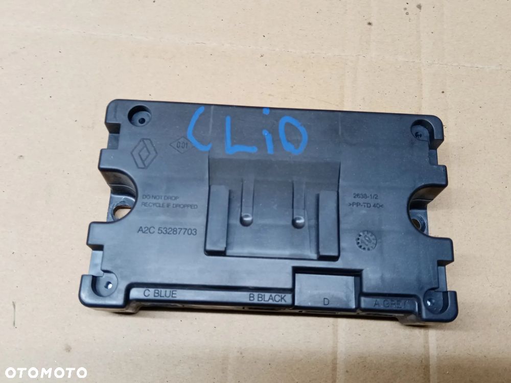 Moduł sterownik nawigacji CBOX Renault Clio III 280246043R - 1