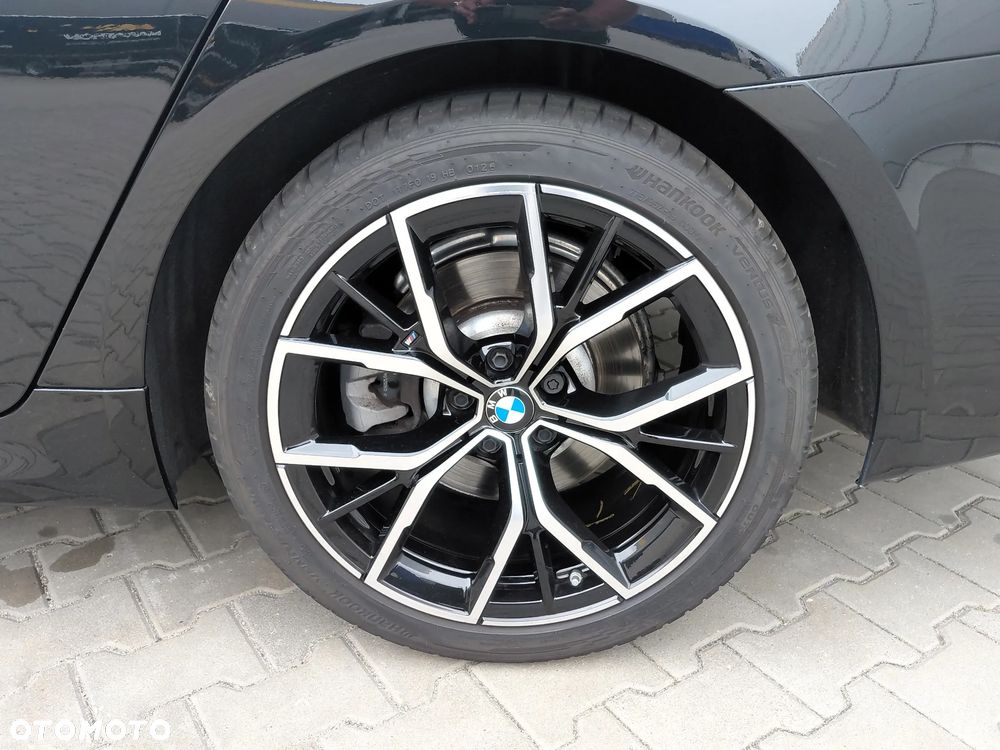 BMW Seria 5 520d M Sport Edition - 14