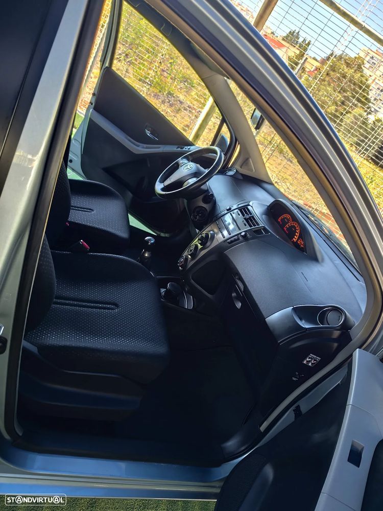 Toyota Yaris 1.0 VVT-i ACtive+AC - 42