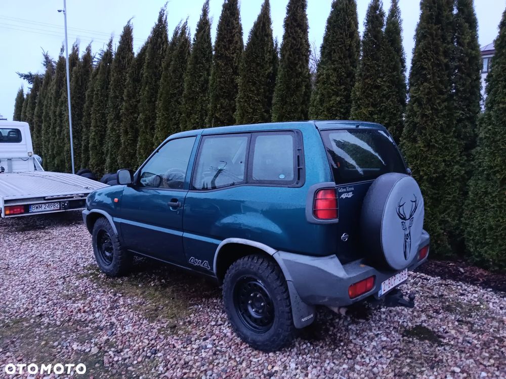 Nissan Terrano - 1