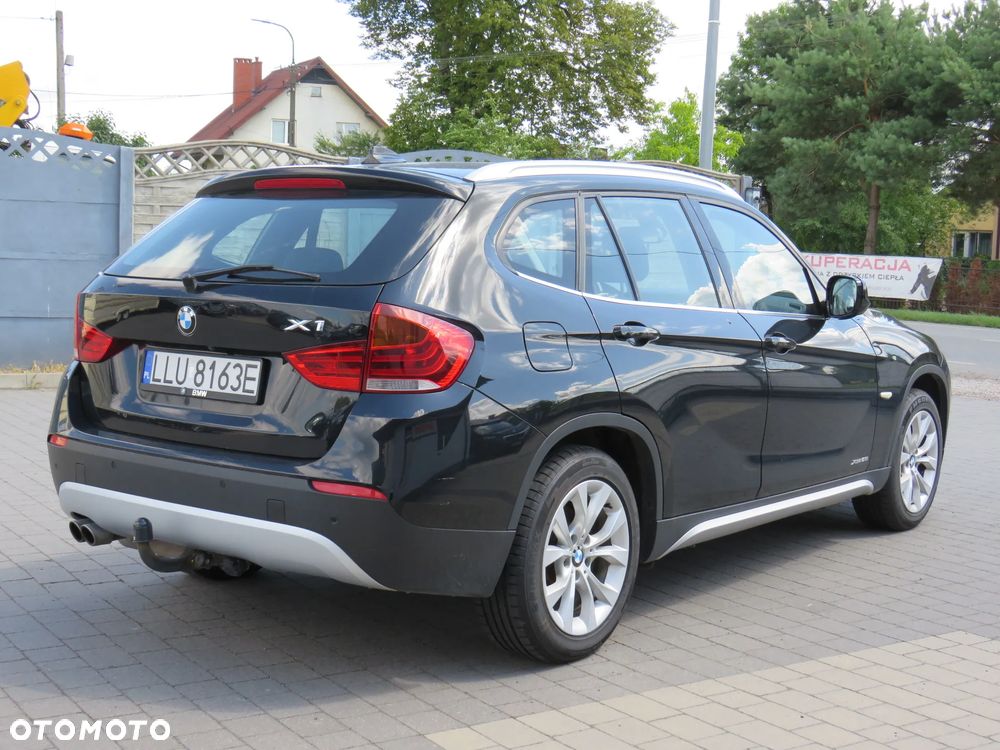 BMW X1 xDrive28i - 11