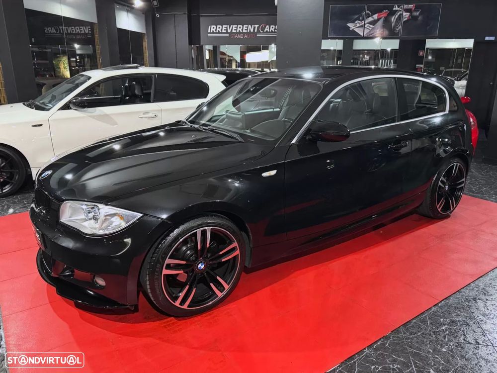 BMW 118 d Pack M - 2