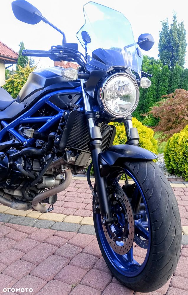 Suzuki SV - 8