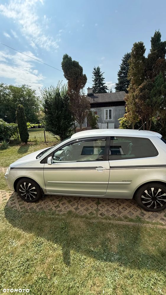 Volkswagen Polo 1.4 16V Sportline - 9
