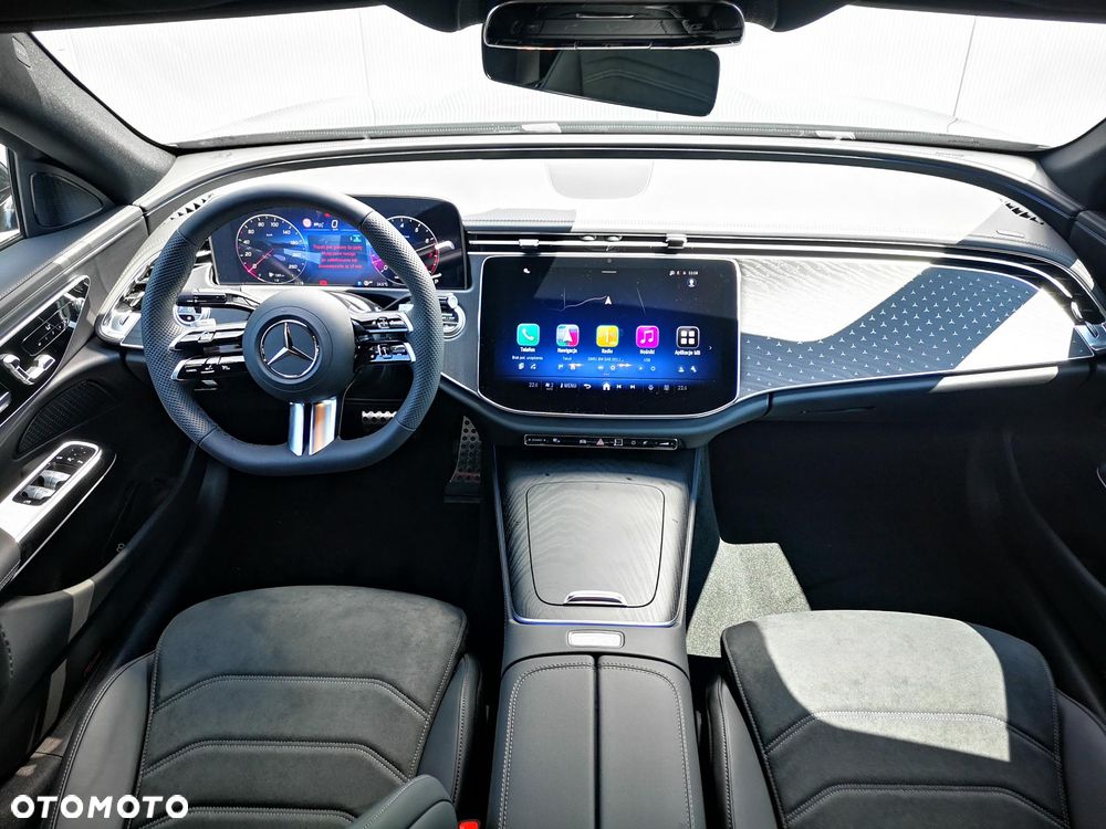Mercedes-Benz Klasa E 200 mHEV 4-Matic AMG 9G-Tronic - 14