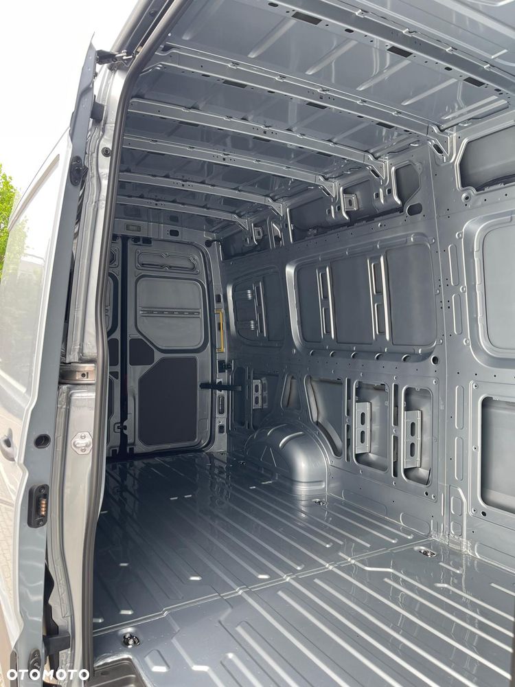 Volkswagen Crafter - 8