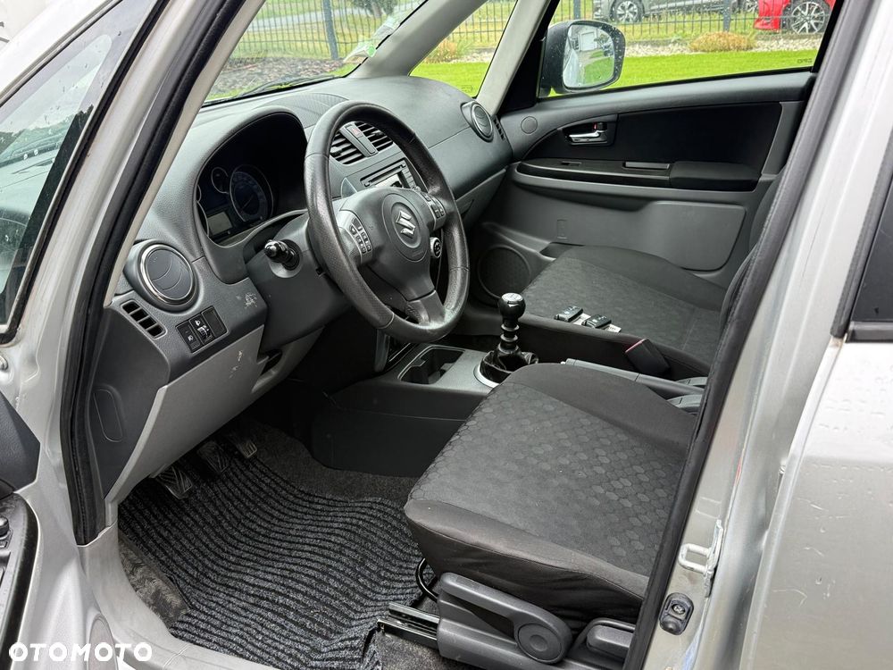 Suzuki SX4 2.0 DDiS 4x4 Comfort - 14