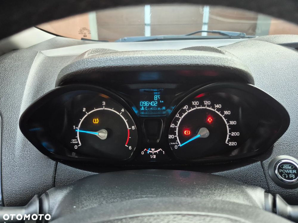 Ford EcoSport 1.5 TDCi TITANIUM - 11