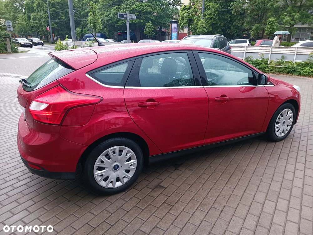 Ford Focus 1.6 EcoBoost Titanium - 8