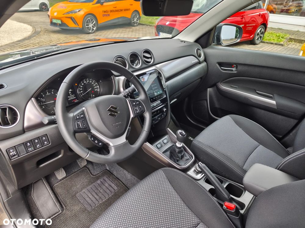 Suzuki Vitara - 11