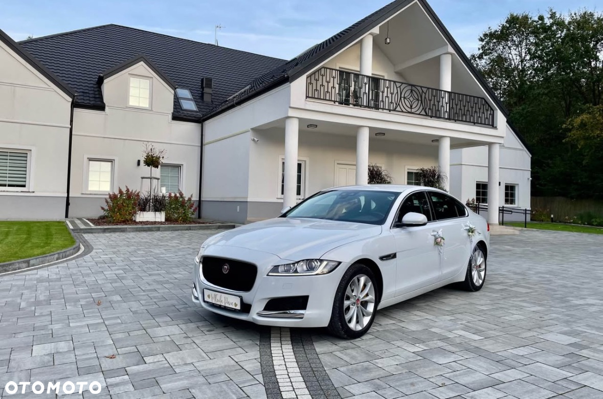 Jaguar XF 2.0 i4D AWD Prestige - 24