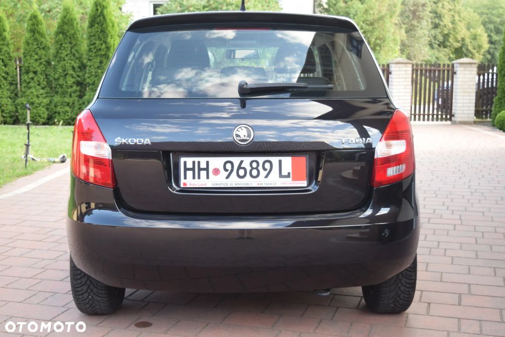 Skoda Fabia - 8