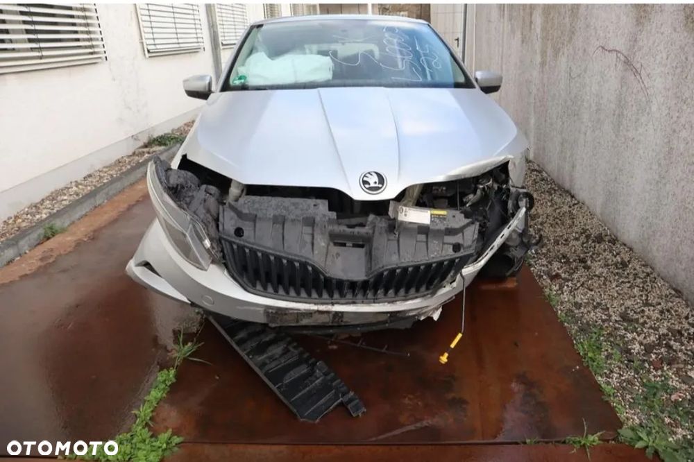 Skoda Fabia 1.0 MPI Ambition - 4