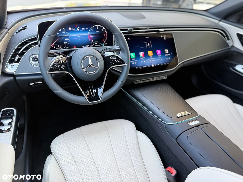 Mercedes-Benz Klasa E - 14