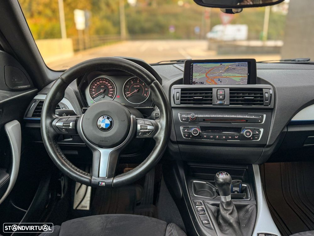 BMW 218 - 6