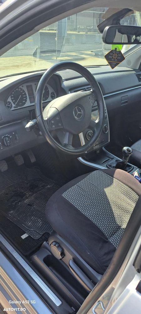 Mercedes-Benz B 180 - 7