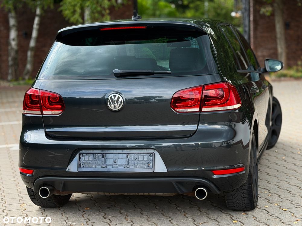 Volkswagen Golf 2.0 GTI - 28