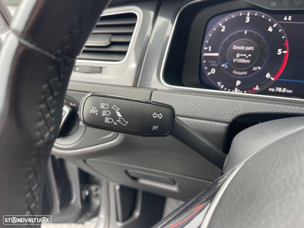 VW Golf Variant 2.0 TDi R-Line DSG - 15