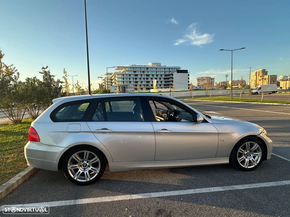 BMW 320 dA Touring - 5