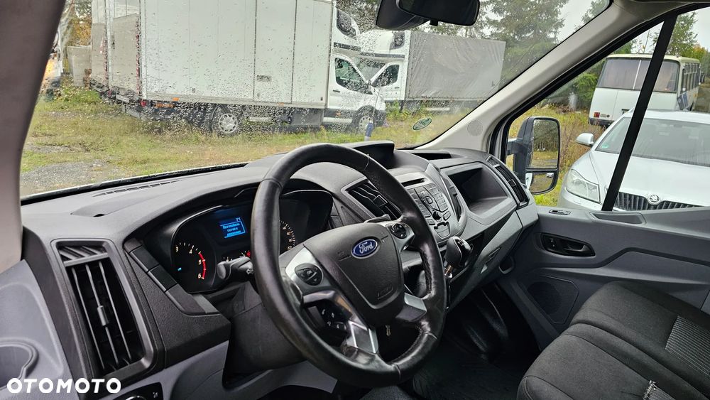 Ford Transit - 9
