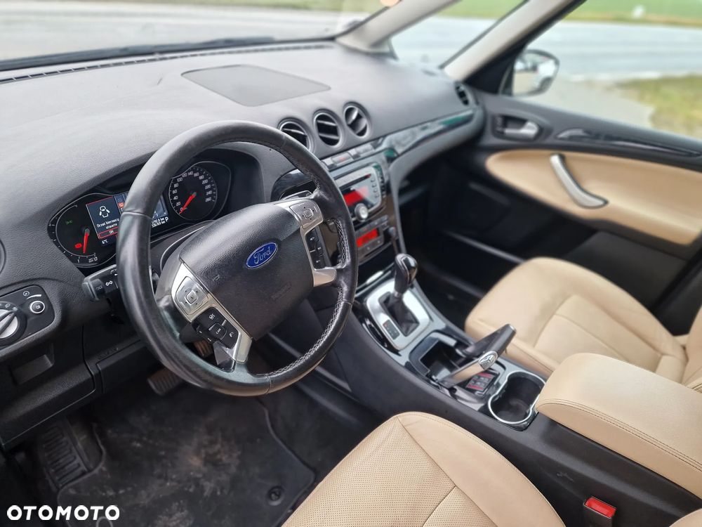 Ford Galaxy 2.0 TDCi Platinium X (Titanium) MPS6 - 19