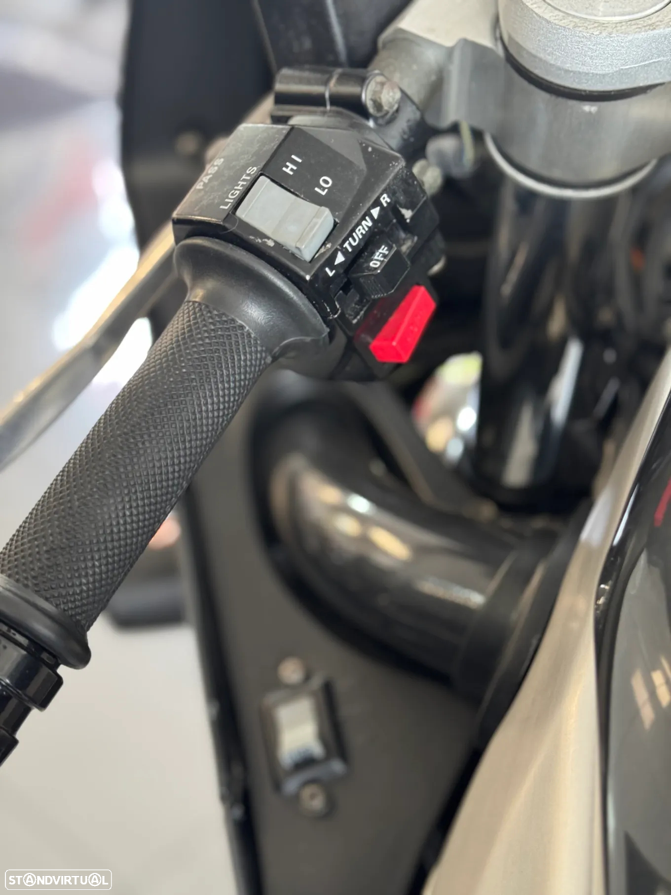 Yamaha FZR 1000 Exup - 6
