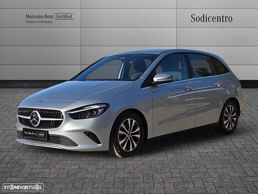 Mercedes-Benz B 180