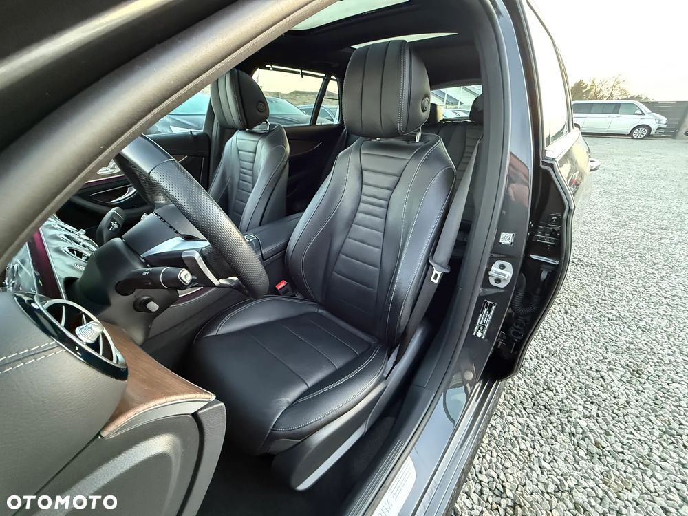 Mercedes-Benz Klasa E 300 de PHEV 4-Matic AMG 9G-Tronic - 29