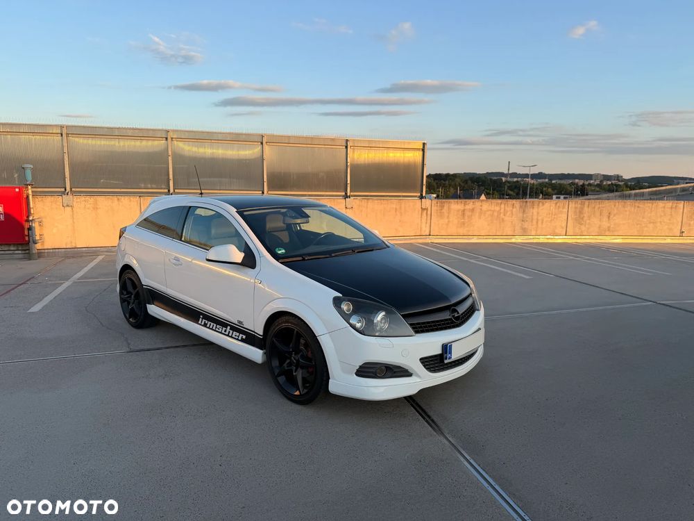Opel Astra 1.8 Sport - 1