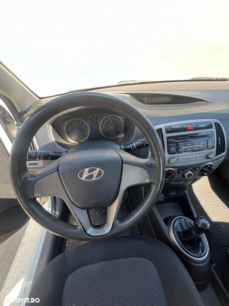 Hyundai i20 1.2 Comfort - 8