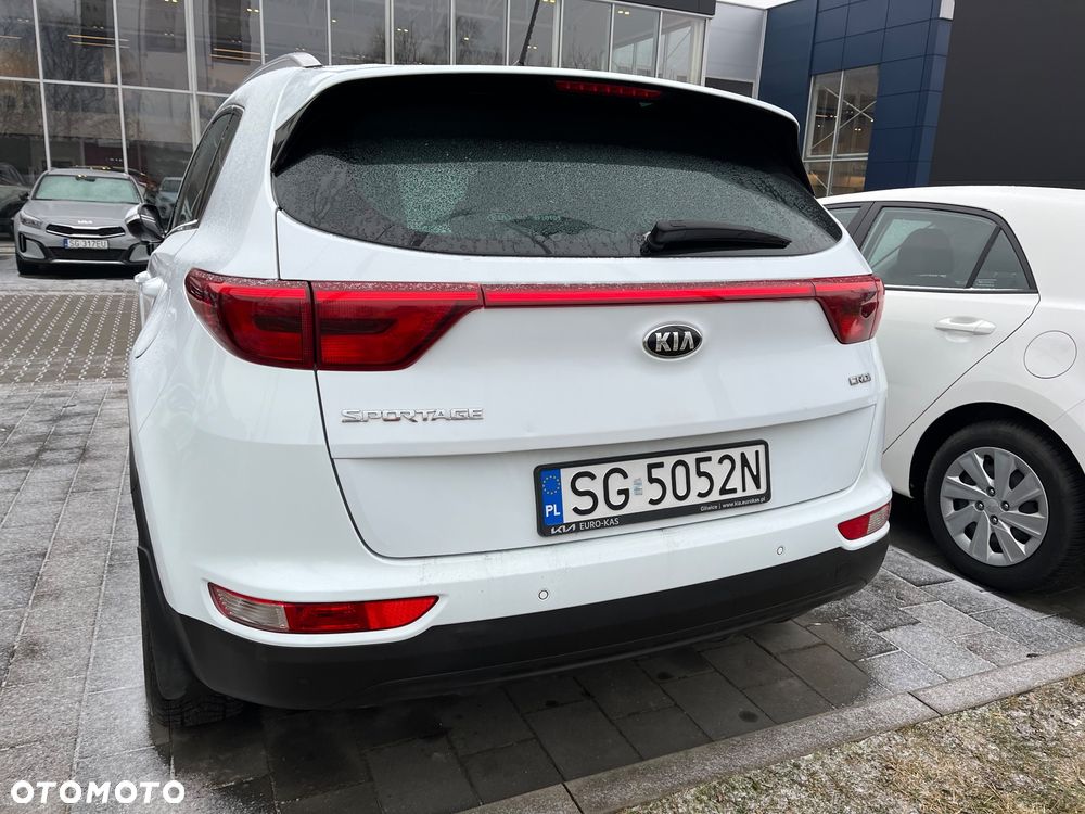 Kia Sportage 2.0 CRDI M AWD - 3