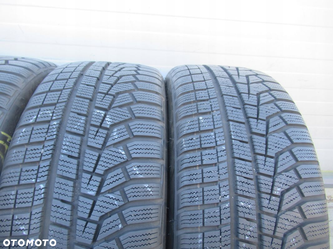 OPONY ZIMA 4szt HANKOOK WINTER I'CEPT EVO 2 215/45R17 91W - 2