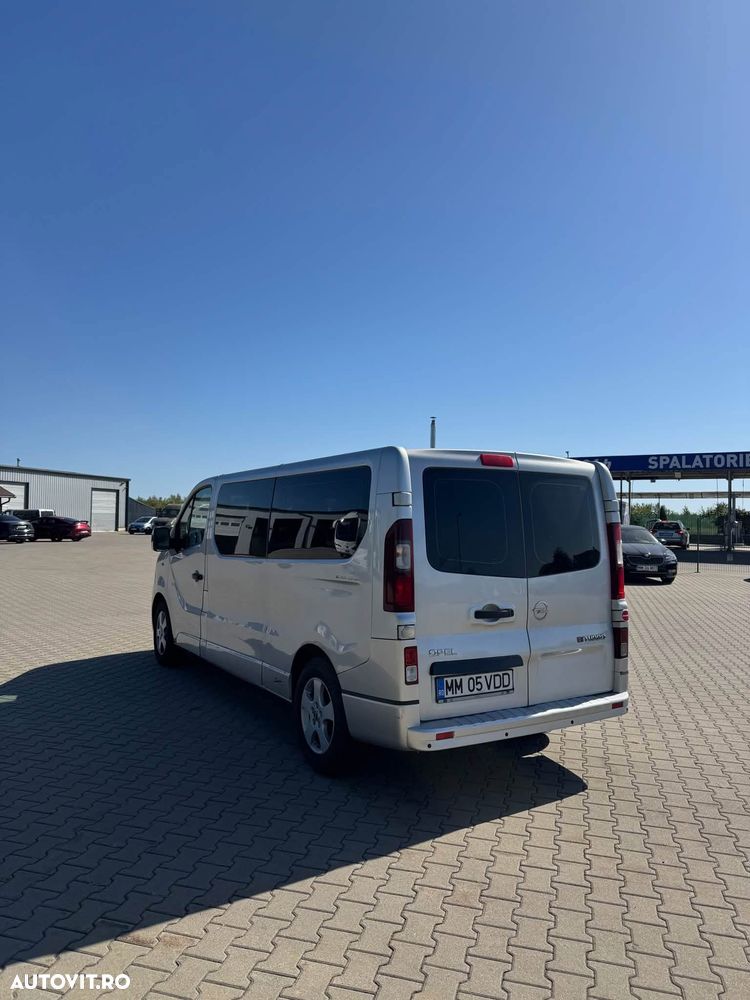 Opel Vivaro 2015 photo 4