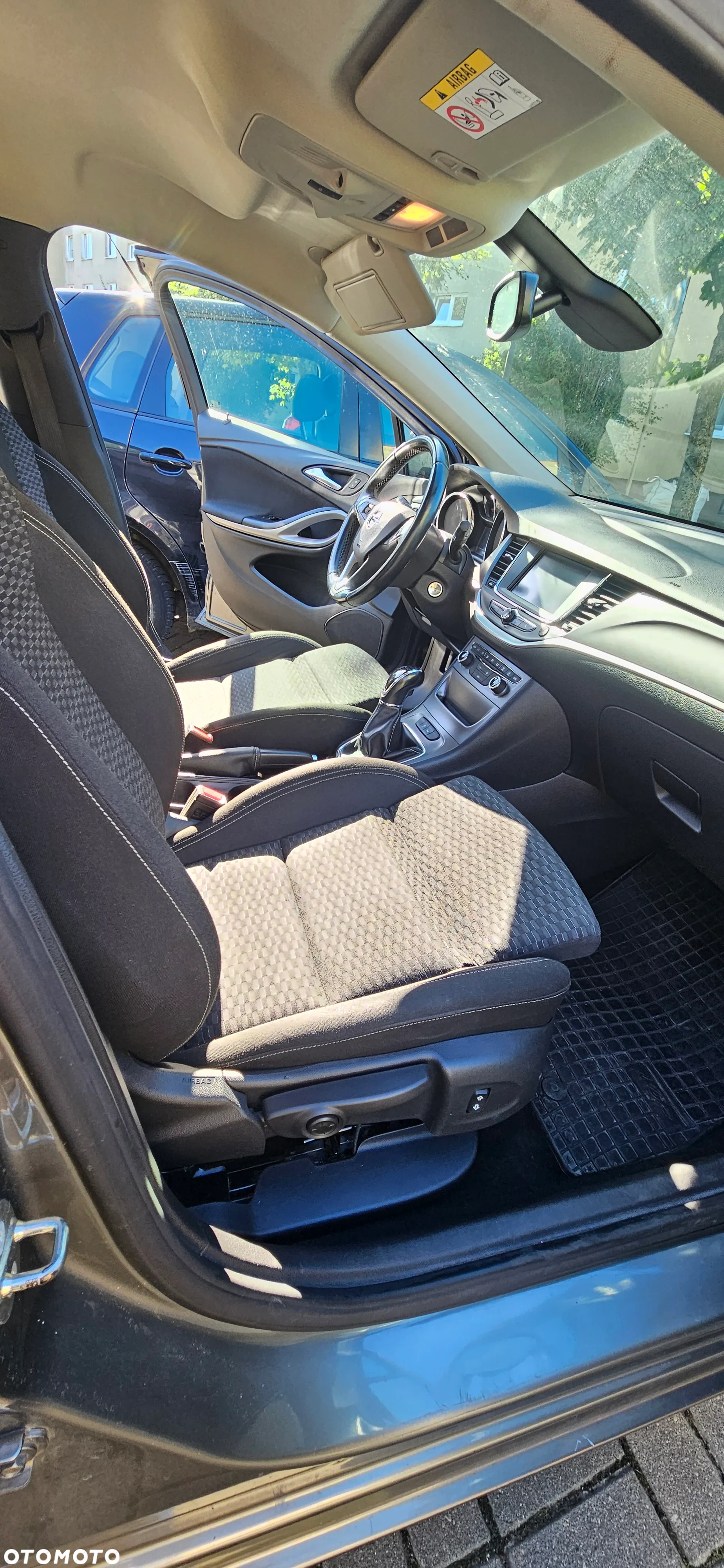 Opel Astra IV 1.6 CDTI Enjoy - 12