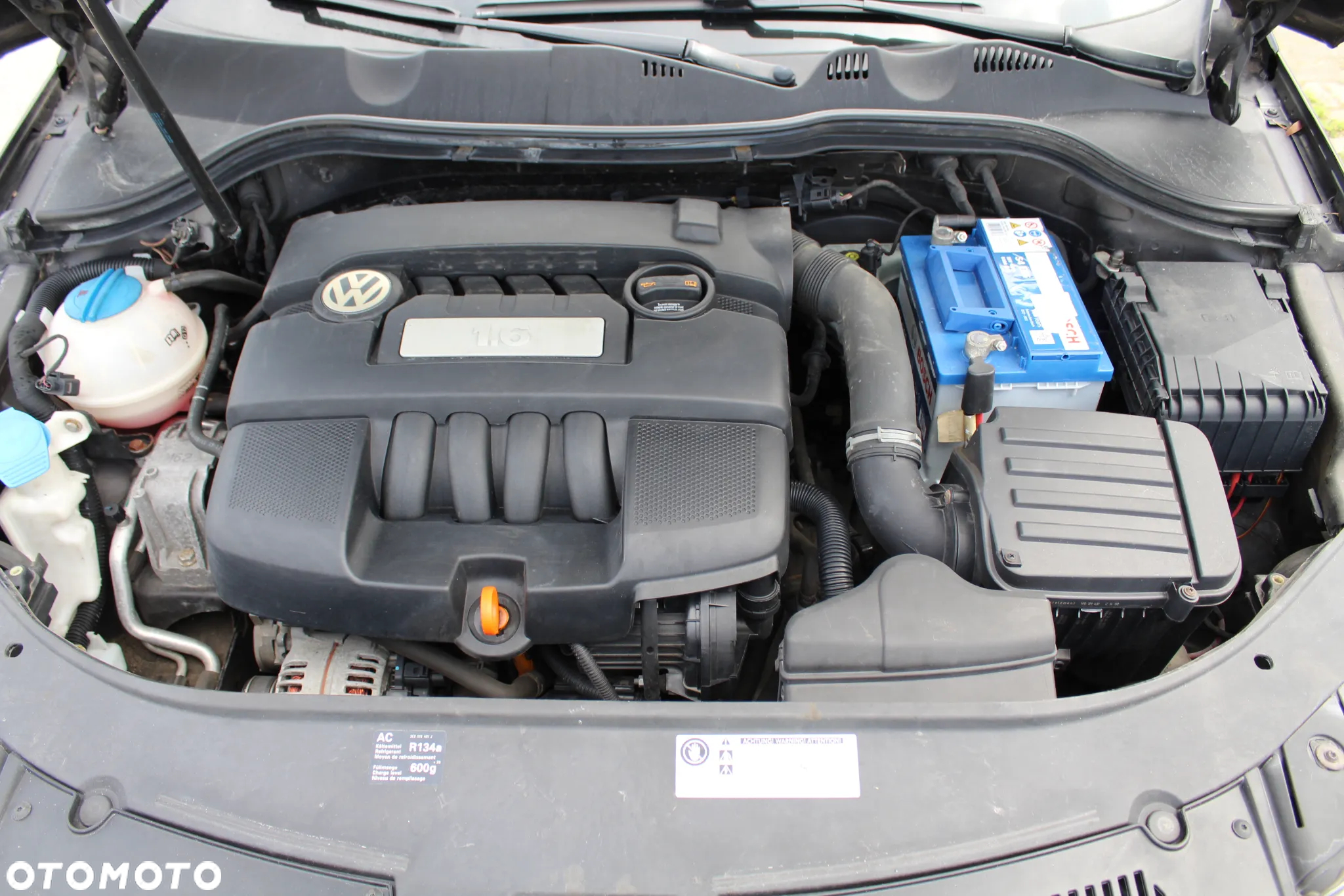 Volkswagen Passat 1.6 Comfortline - 22