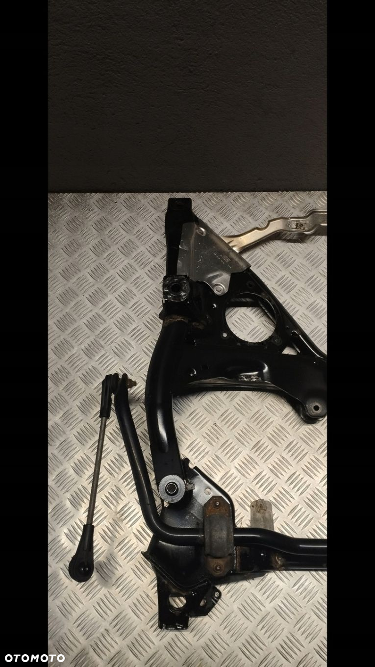 BMW F30 F31 WÓZEK SANKI PRZÓD STABILIZATOR - 10
