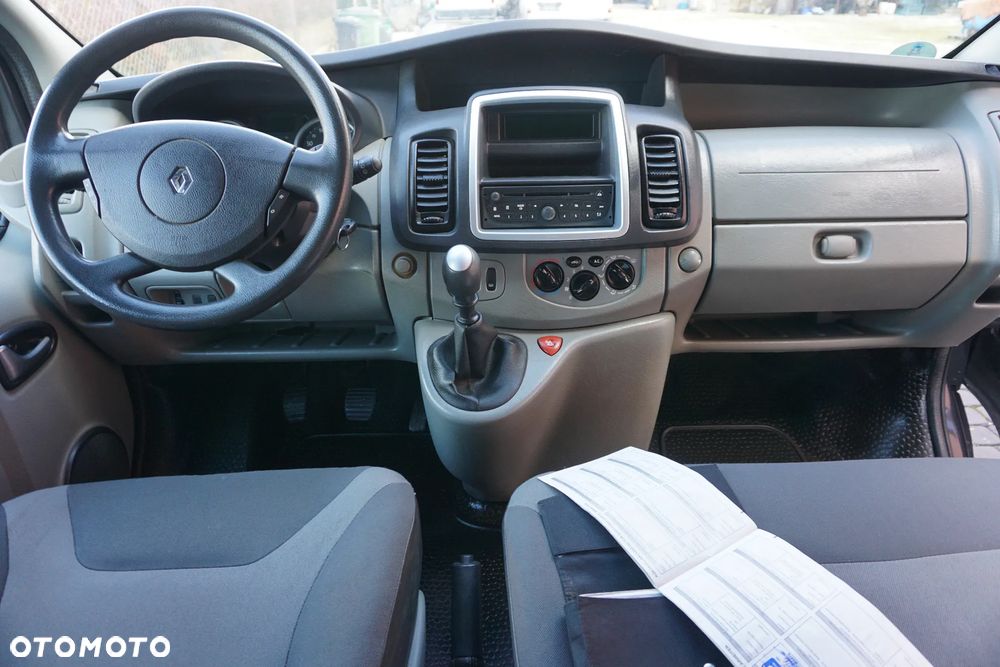 Renault Trafic 2.0 dCi 115 Grand Passenger Expression - 28