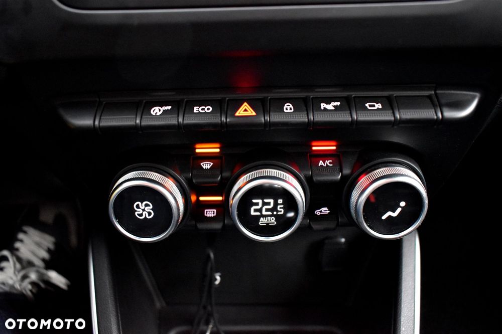 Dacia Duster 1.6 SCe Prestige - 31