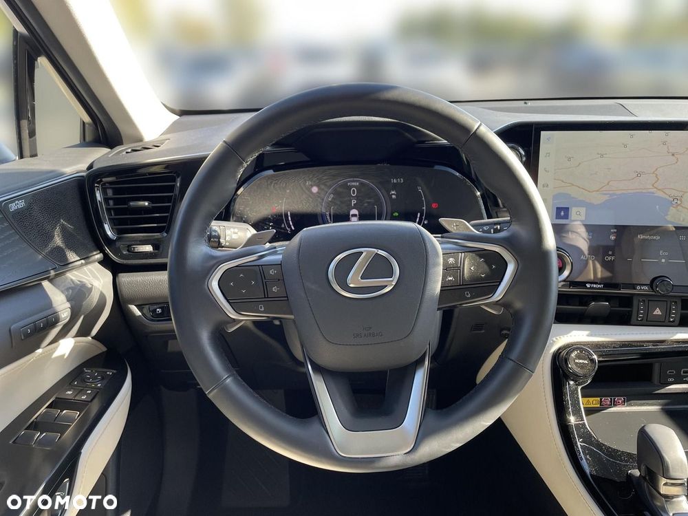 Lexus NX 350h Omotenashi AWD - 19