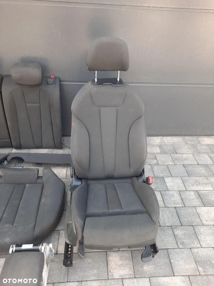 wnętrze  audi a4 b9 kombi - 3