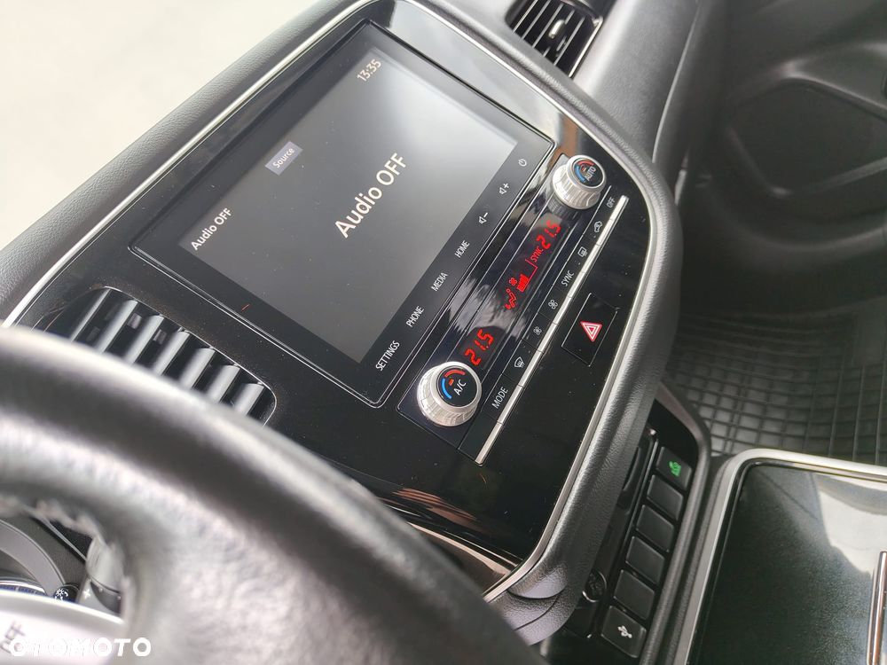 Mitsubishi Outlander - 10