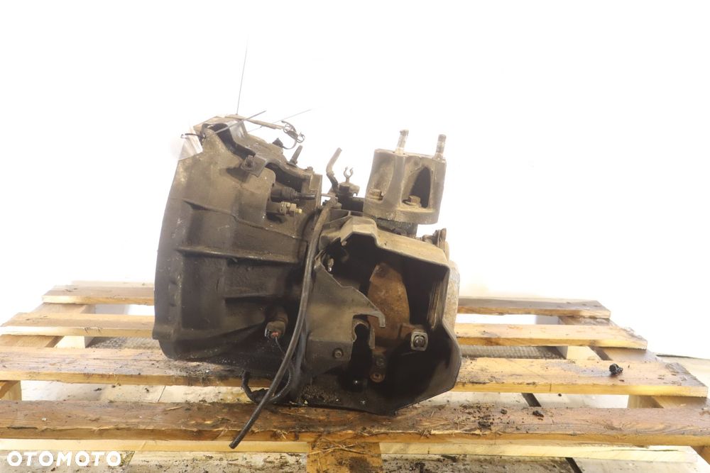 SKRZYNIA BIEGÓW 5 BIEGOWA FORD FIESTA VII MK7 8A6R-7002-EA - 4