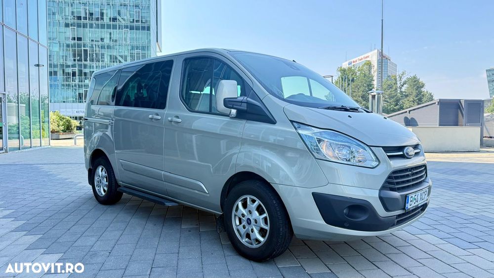 Ford Tourneo Custom - 16